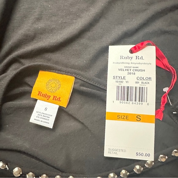 Ruby Rd. Velvet Crush Black Long Sleeve Top Small Embellished Neckline Blouse

⸻ - Picture 3 of 9